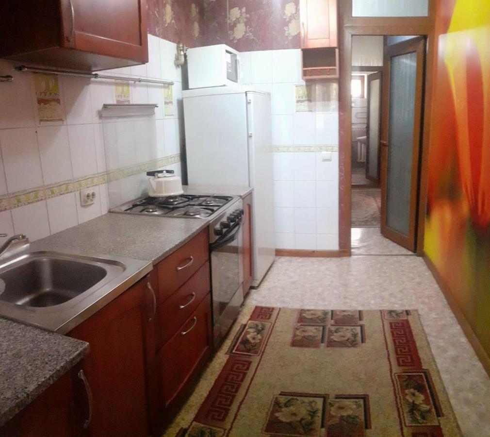 Иляева 66 Парк Кен Баба Σιμκέντ Εξωτερικό φωτογραφία